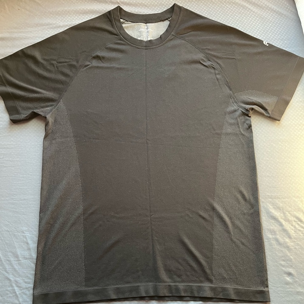 Fabletics Sportwear T-Shirt ( The Training
Day Tee) Black